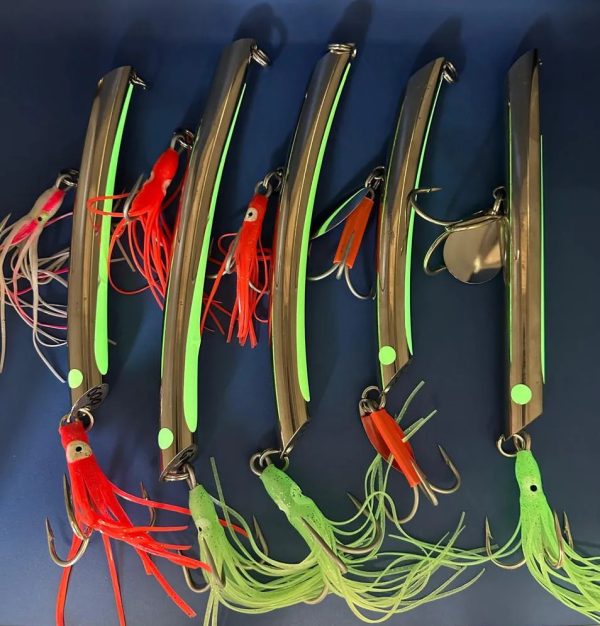Pilkers weight 400-450 gr, Vertical jigging in the cold northern seas. Handmade. Polished stainless steel. Mustad 8/0 triple hook. Attractive elements-light-accumulating stickers, octopus, chrome-plated petal randomly - Image 2