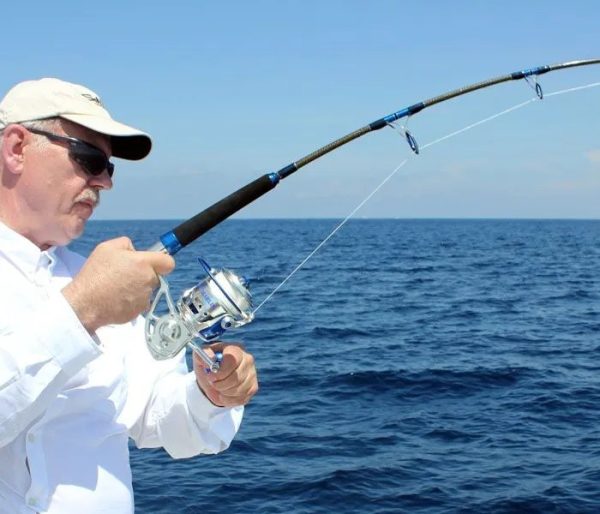 A set of BMJ70 Jigging reels and Blue Marlin rods to choose from! - Image 2